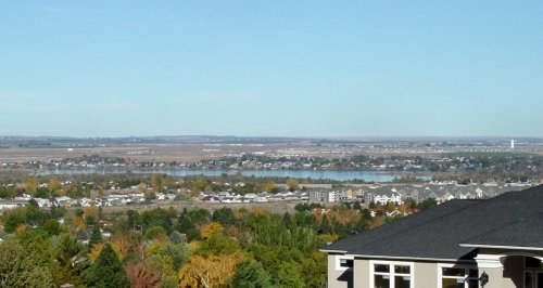 That bright water tower on the right in the distance is only 3 miles from my house. Ooo.